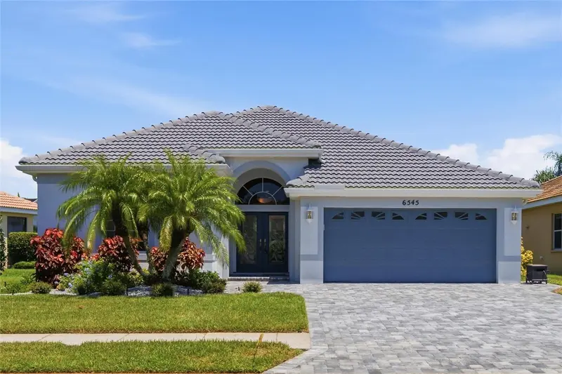 6545 COPPER RIDGE TRAIL, BRADENTON, photo 2 of 64