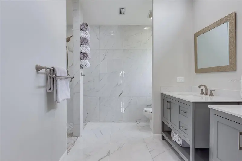 Thumbnail 27