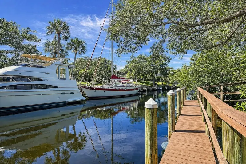 1901 UPPER COVE TERRACE, SARASOTA