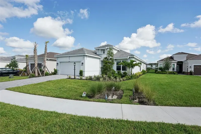 16415 ISOLA PLACE, LAKEWOOD RANCH, photo 3 of 78