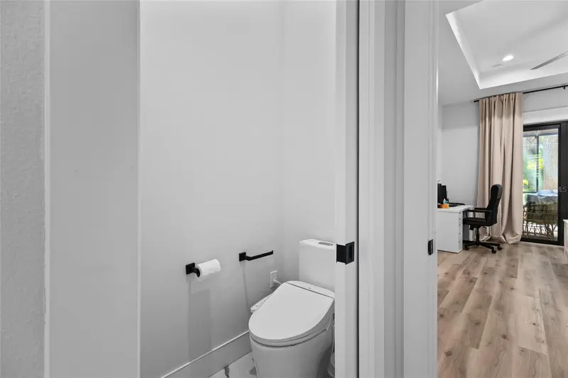 Thumbnail 26
