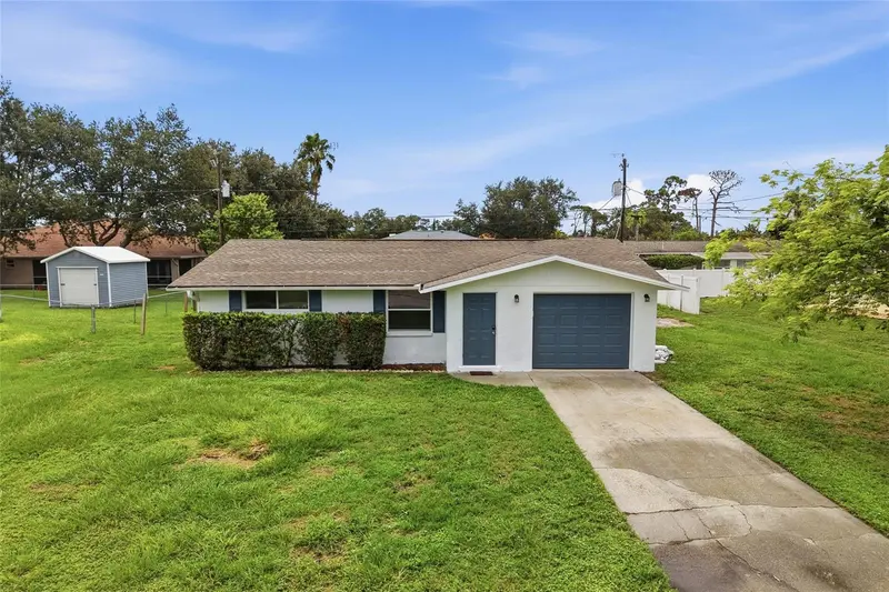 935 EVEREST ROAD, VENICE