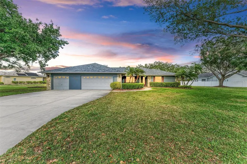 13615 4TH AVENUE, BRADENTON