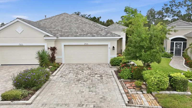 2905 TRUSTEE AVENUE, SARASOTA, photo 2 of 51