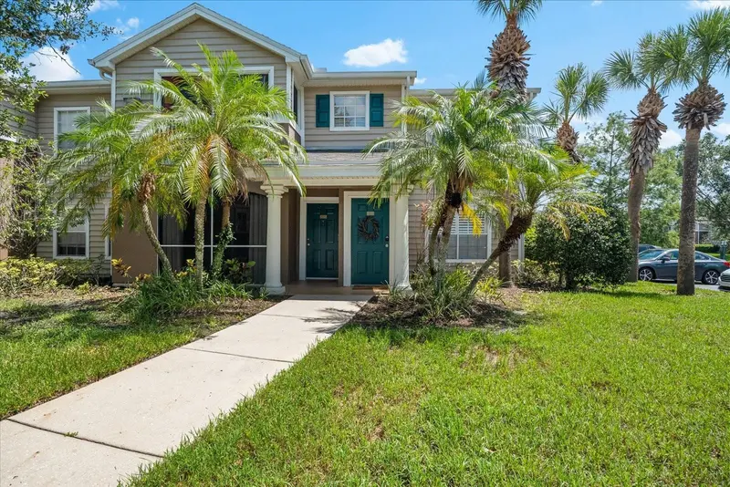8933 MANOR LOOP #204, LAKEWOOD RANCH