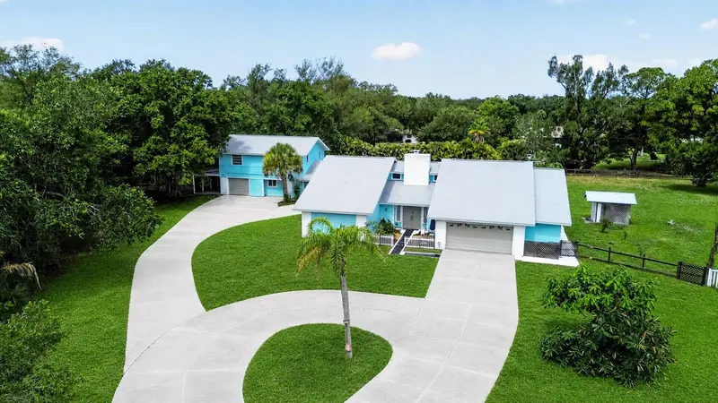 1305 GREENFIELD CIRCLE, VENICE