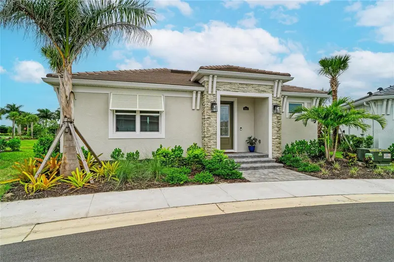 4064 SANTA CATERINA BOULEVARD #101, LAKEWOOD RANCH