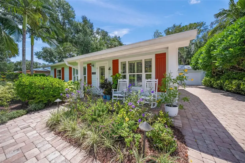 2440 ARLINGTON STREET, SARASOTA