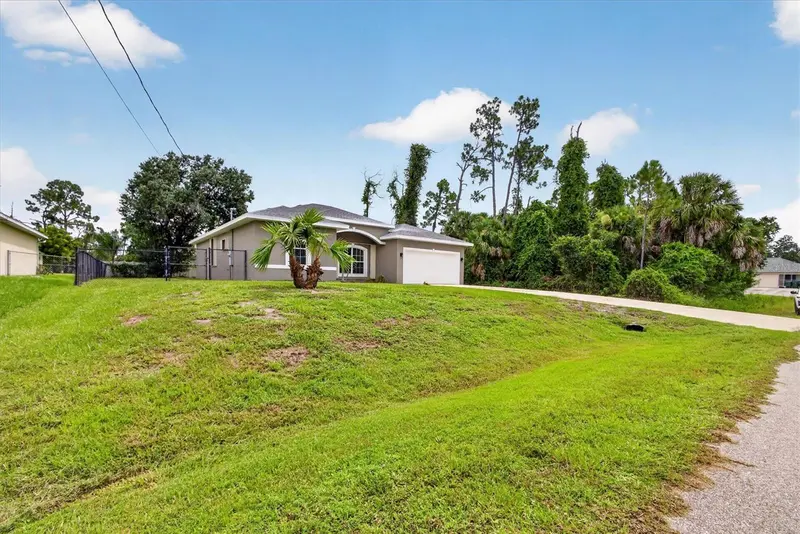 1146 WOODCREST LANE, NORTH PORT, photo 2 of 2