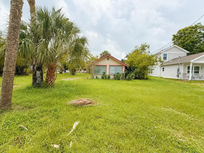 207 LEE AVENUE, ARCADIA, photo 2 of 14