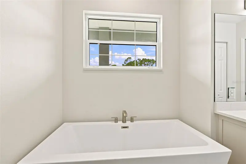 Thumbnail 33