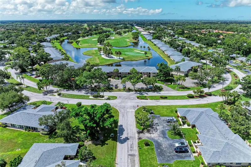 Thumbnail 36