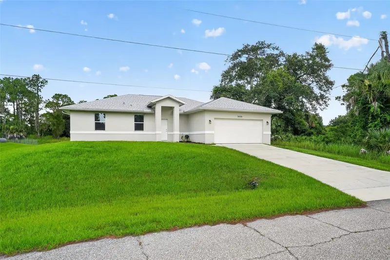 7429 CAMEO CIRCLE, NORTH PORT, photo 3 of 39