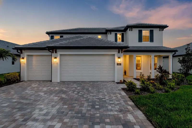 1669 LUGANO CIRCLE, NOKOMIS