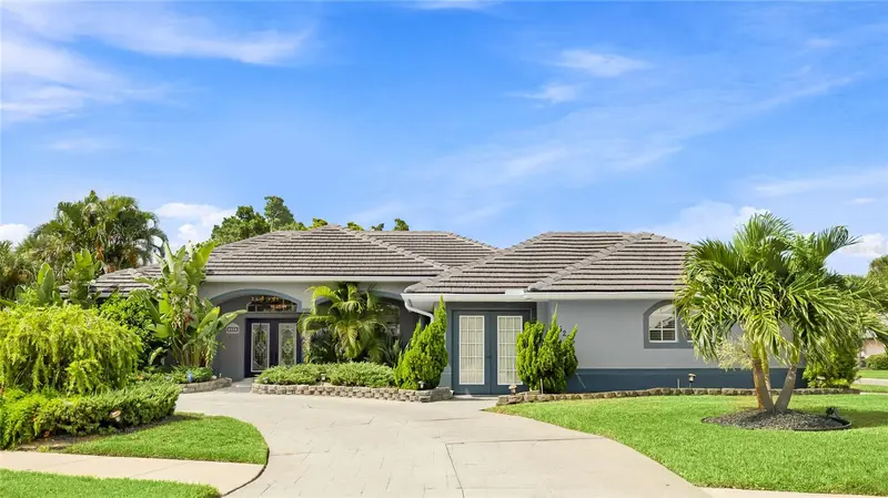 528 LAUREL CHERRY LANE, VENICE