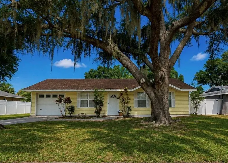2336 JAVA PLUM AVENUE, SARASOTA