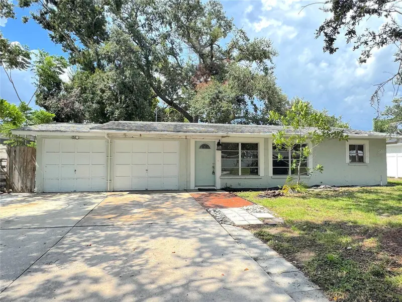 3883 HAWKEYE CIRCLE, SARASOTA