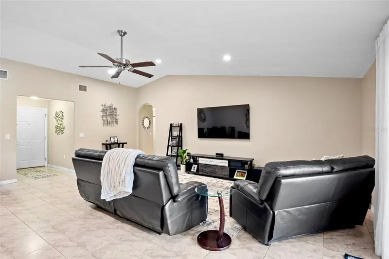6816 MAUNA LOA BOULEVARD, SARASOTA, photo 5 of 37