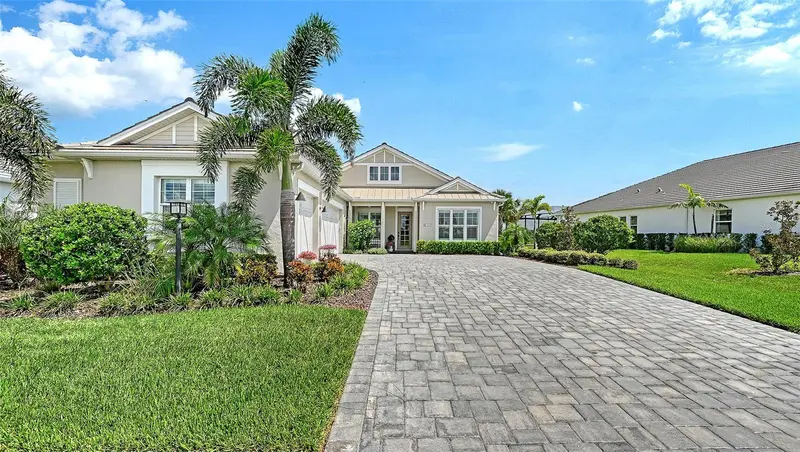 7919 WATERBEND TRAIL, SARASOTA, photo 3 of 91