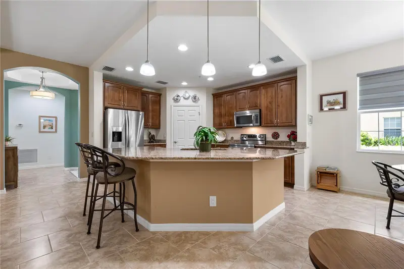 Thumbnail 13