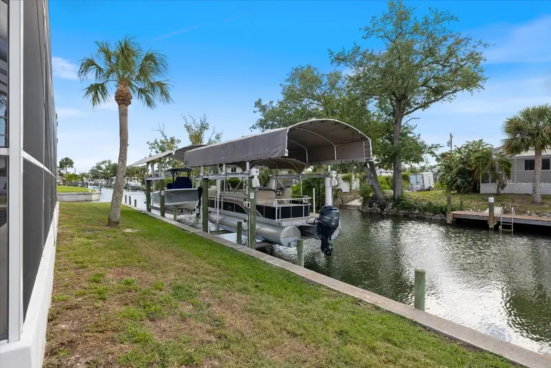 Thumbnail 44