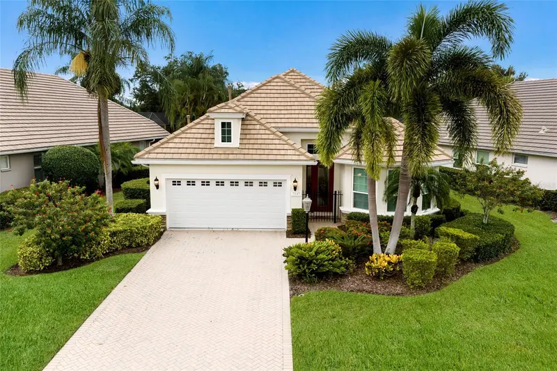 7147 SANDHILLS PLACE, BRADENTON, photo 2 of 57