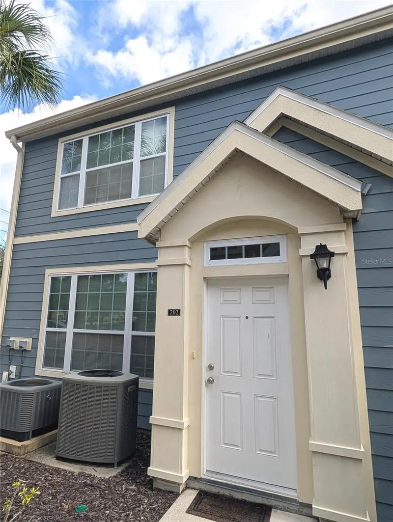 5641 BIDWELL PARKWAY #202, SARASOTA