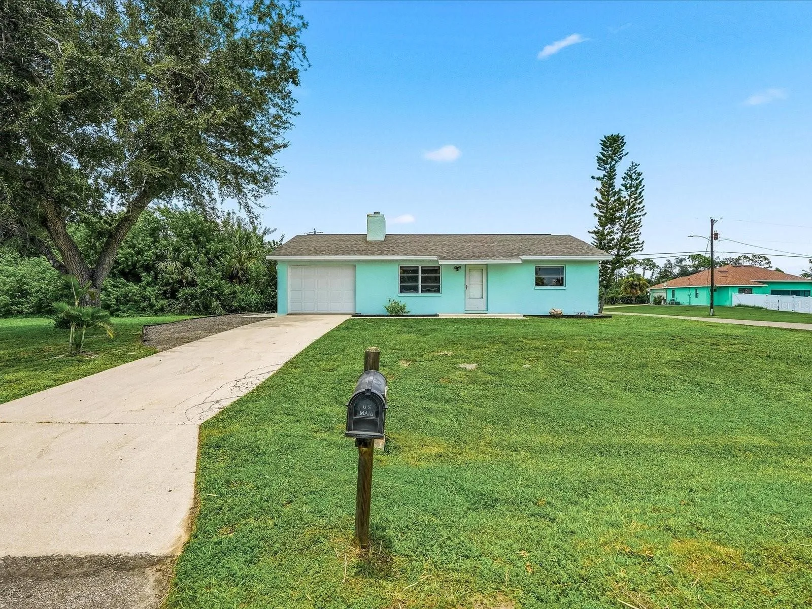 Front of 13632 Drysdale Ave