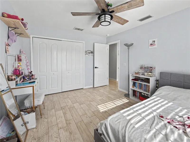 Thumbnail 21