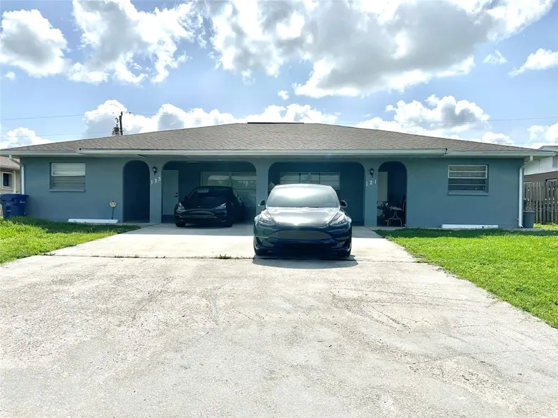 121 GRANADA BOULEVARD, NORTH PORT