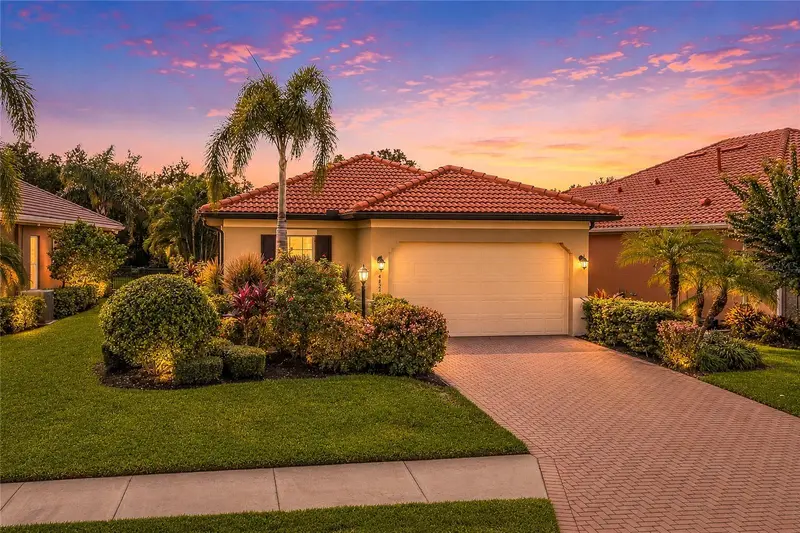 4629 ROYAL DORNOCH CIRCLE, BRADENTON