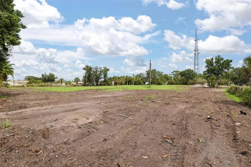 Thumbnail 37