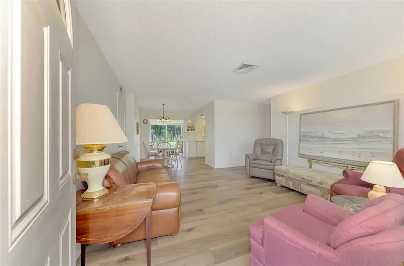 393 CIRCLEWOOD DRIVE #Z3, VENICE, photo 5 of 55