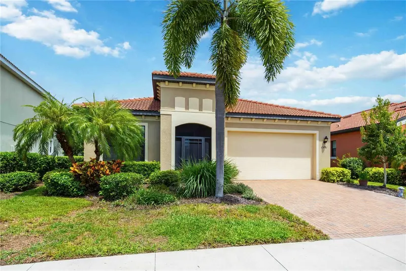 23781 WAVERLY CIRCLE, VENICE