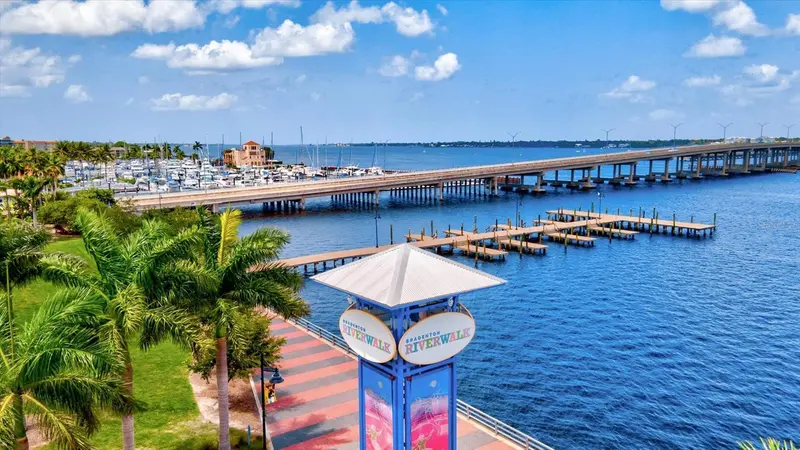 Thumbnail 77