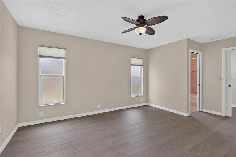 48 DADE AVENUE, SARASOTA, photo 5 of 28