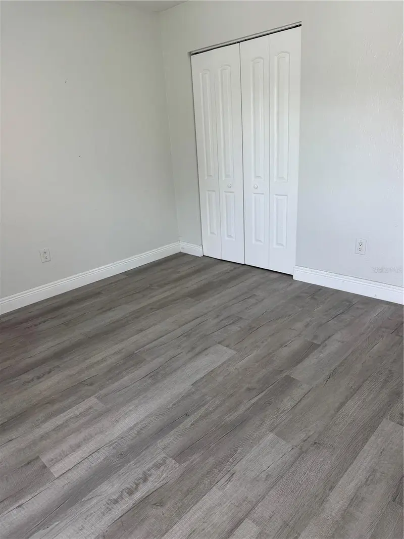Thumbnail 16