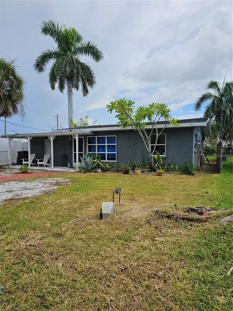 105 COLONIA LANE, NOKOMIS, photo 2 of 45