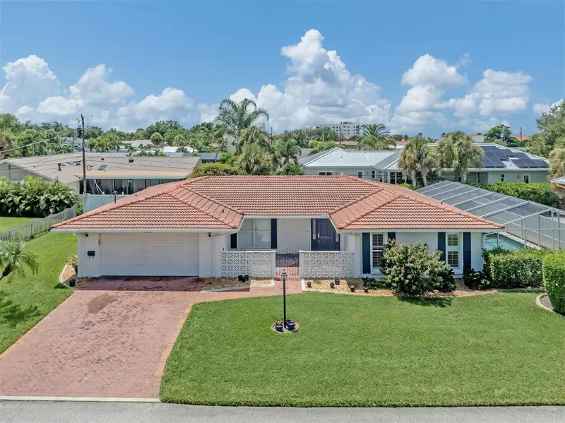 12 GULF MANOR DRIVE, VENICE