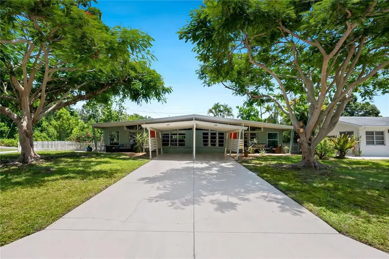 2003 TETLOW PLACE, SARASOTA
