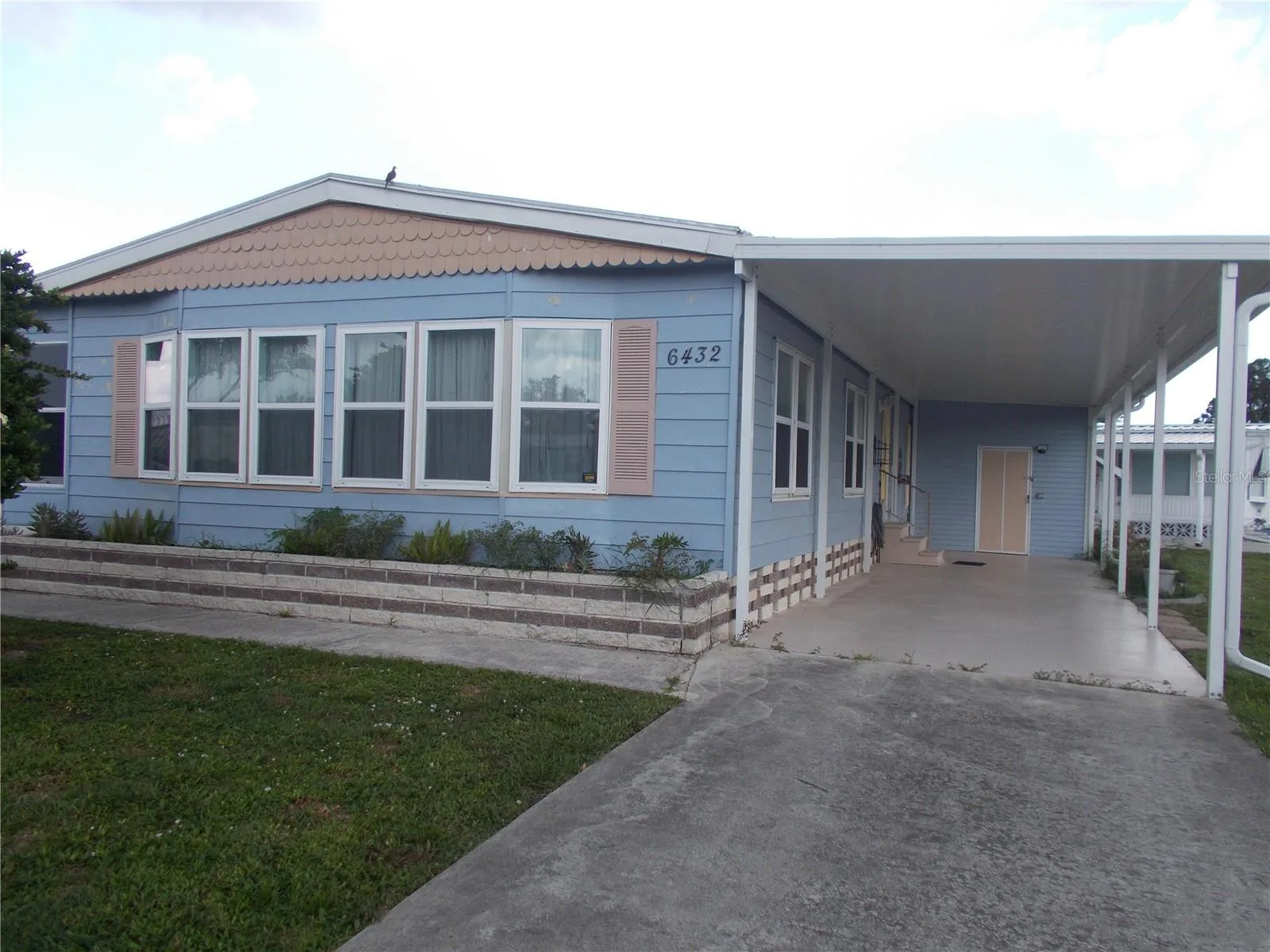 Front of 6432 Keena Court