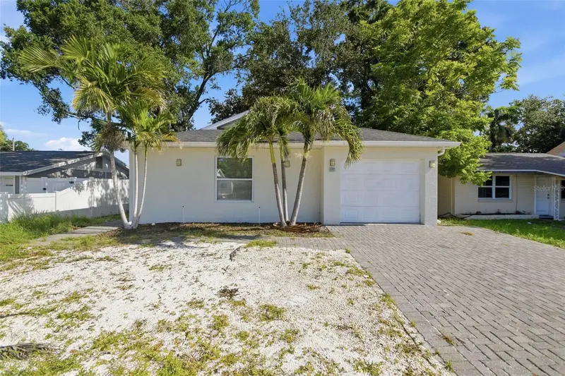 2303 BAHIA VISTA STREET, SARASOTA