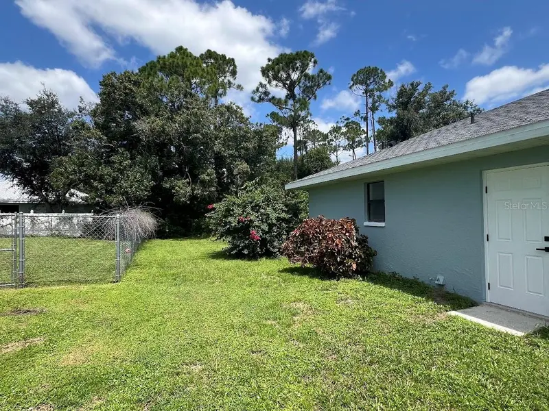 3589 CHAMBERLAIN BOULEVARD, NORTH PORT, photo 3 of 29