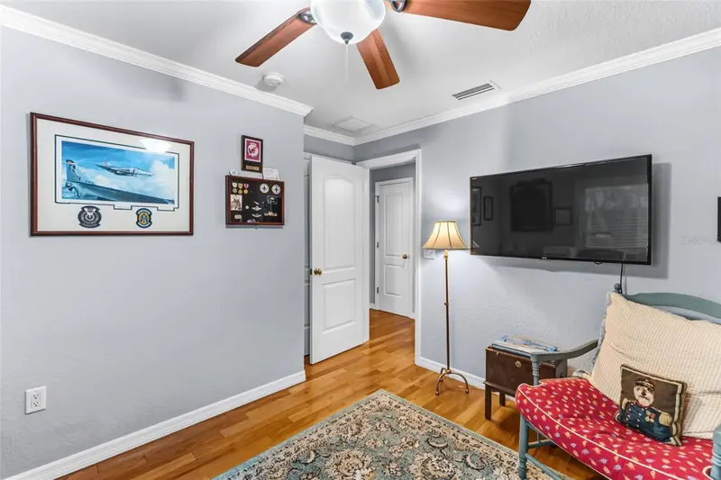 Thumbnail 37