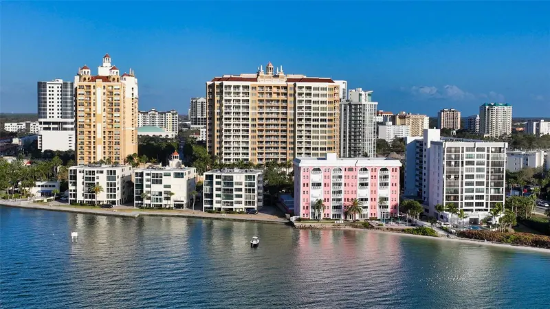 35 WATERGATE DRIVE #806, SARASOTA
