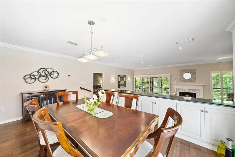 4942 KESTRAL PARK CIRCLE #10, SARASOTA, photo 4 of 54