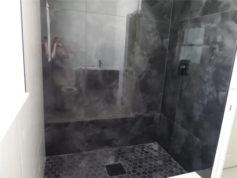 Thumbnail 37