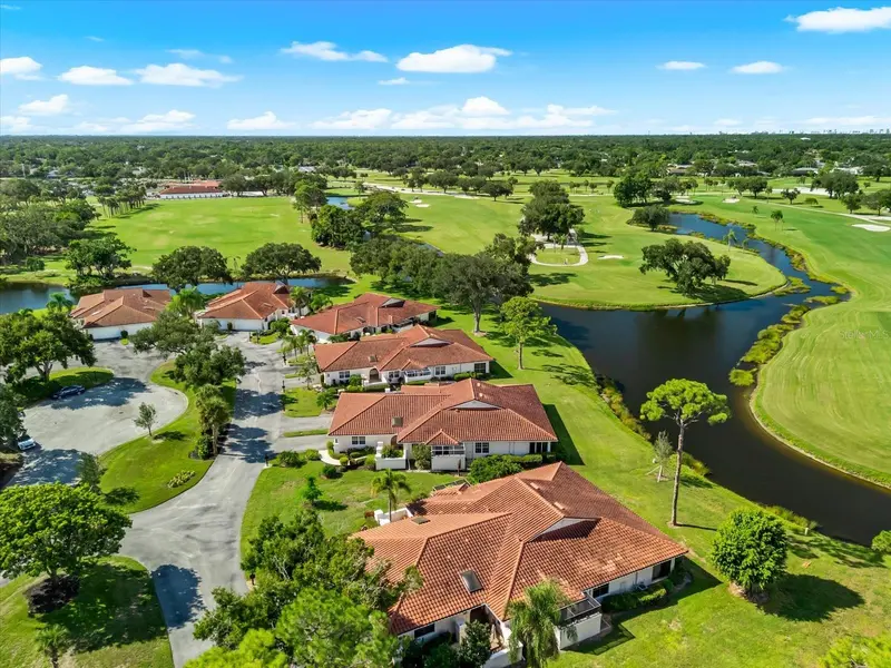 7306 GOLF POINTE CIRCLE, SARASOTA, photo 2 of 36