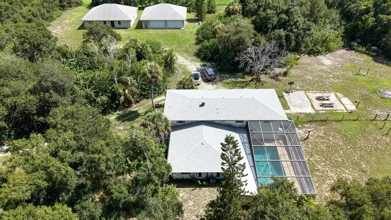 411 BRISTOL LANE, NOKOMIS