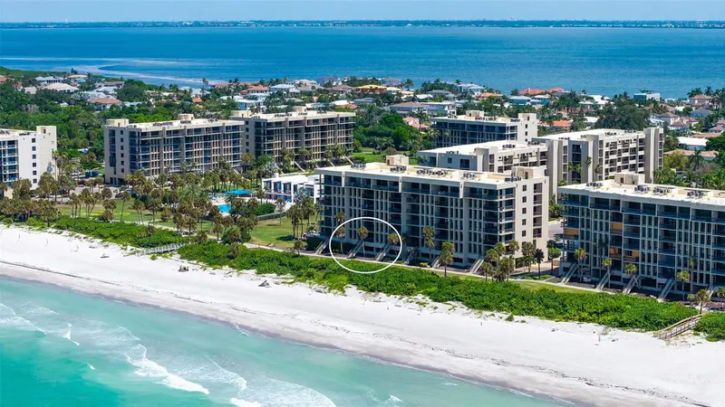 1055 GULF OF MEXICO DRIVE #105, LONGBOAT KEY